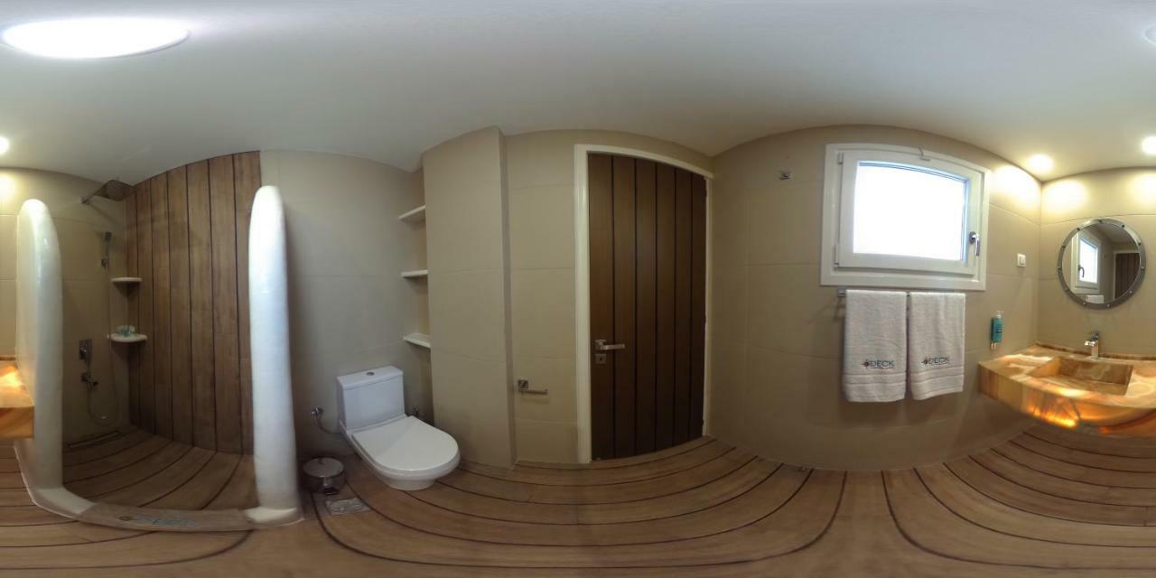 Deck1Syros Premium Apartments Vári エクステリア 写真
